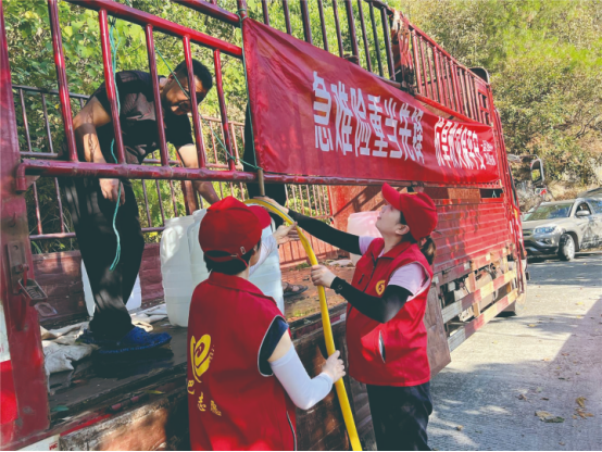 重庆巴南：干群同心齐抗旱 全力以赴打赢供水“保卫战”